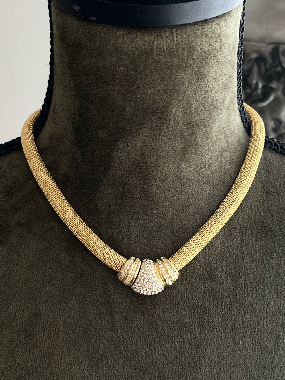 Authentic Vintage Dior Knot Rhinestone Pavé Mesh Gold Statement Choker Necklace